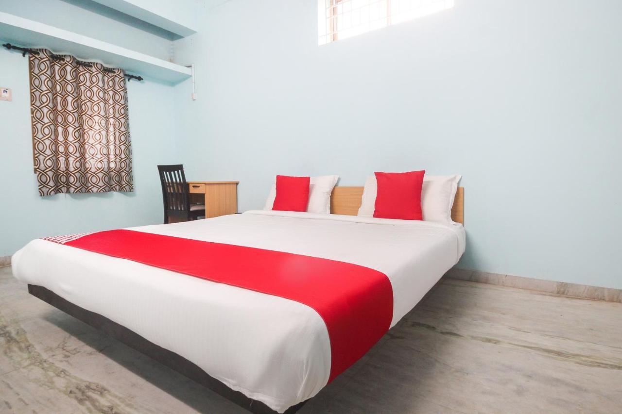 Oyo Flagship 48158 Ss Towers Hotel Podanur Esterno foto